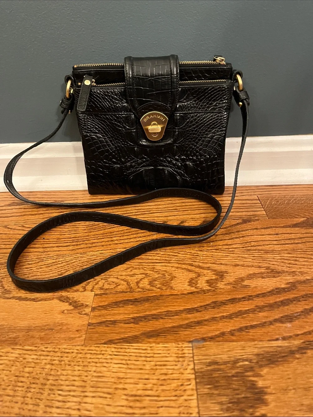 Brahmin Melbourne Black Mojito Croc Embossed Crossbody Bag Black with COA